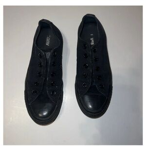 All black converse